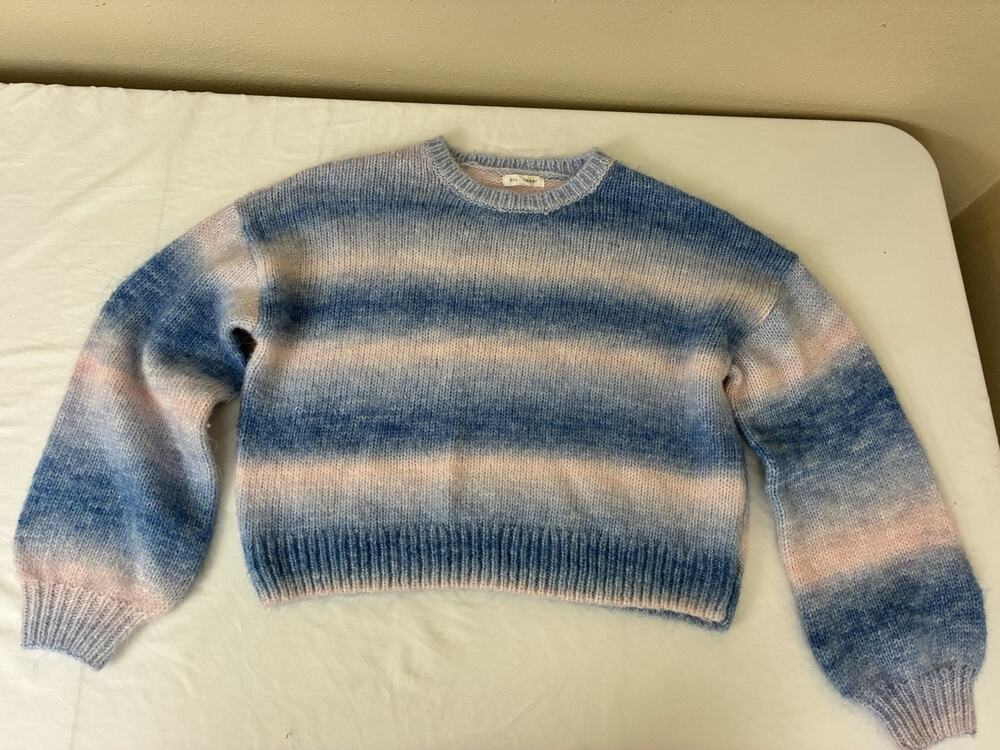 Women’s Boutique Blu Pepper Fuzzy Sweater | Size Small